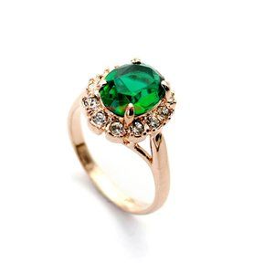 Vintage Rose-Gold Ring with Green Rhinestone